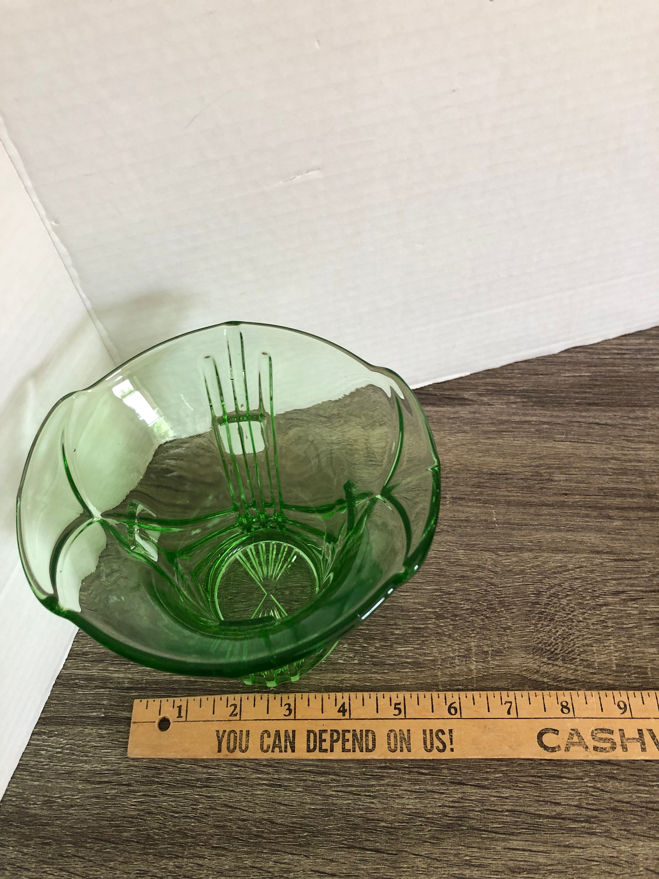 希少 ウランガラス バセリンガラス アールデコ アンティーク