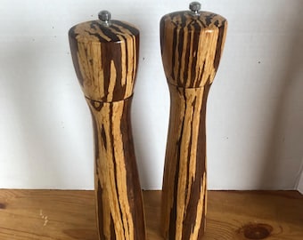 Vintage houten zout- en pepermolens