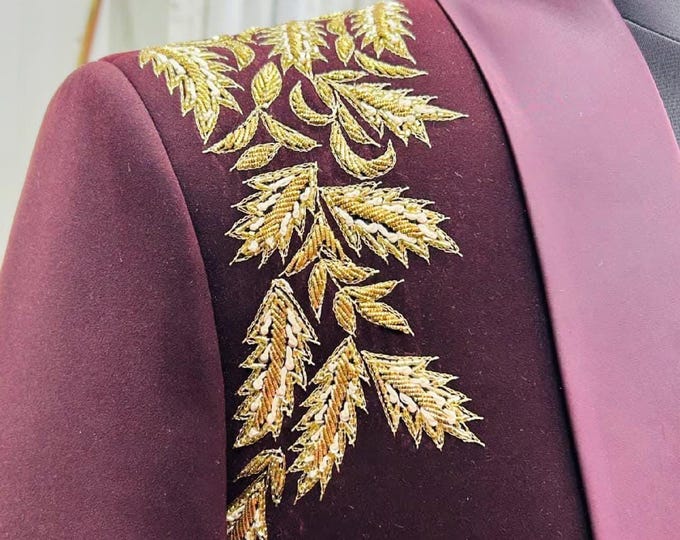 Wine Color Embroidered Wedding Suit for Groom – Custom 3-Piece Formal Tuxedo Set