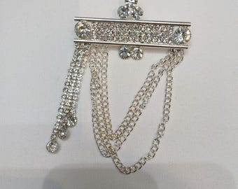 Elegant Silver Chain Tassel Brooch with Sparkling Accents for Suit, Jodhpuri, Sherwani, Achkan