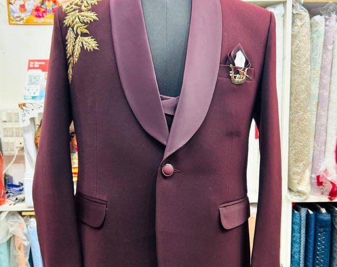 Handmade Embroidered Men's Wedding Suit – Custom 3-Piece Formalwear