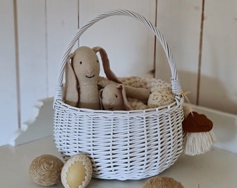 LittleDreamsShopPL Cesta de Pascua de mimbre grande en blanco con flecos