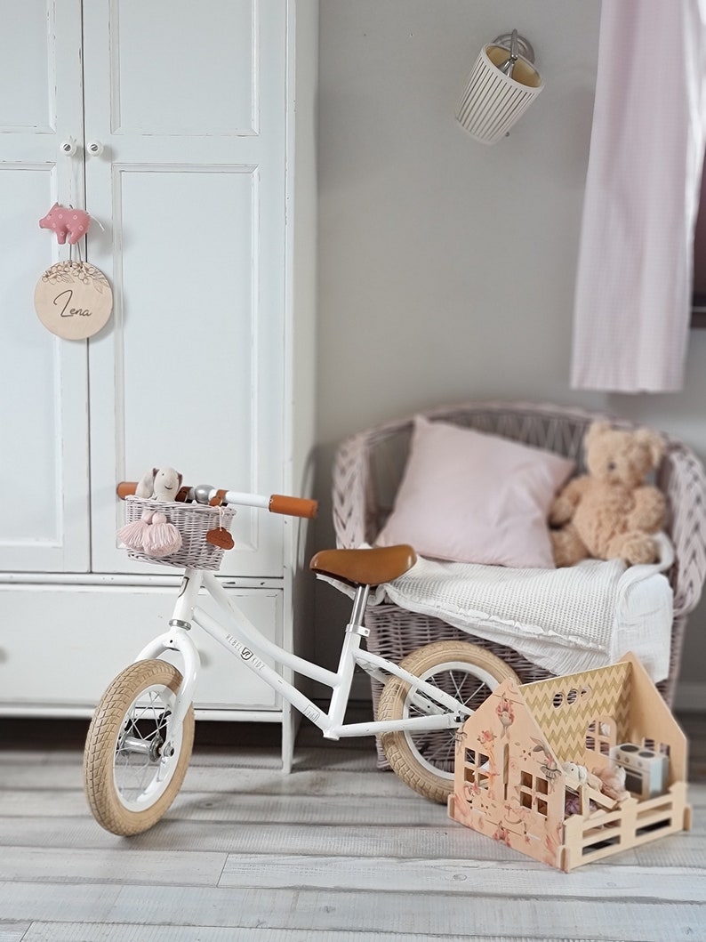 LittleDreamsShopPL Wicker bike basket mini for kids in dusty pink with leather straps and fringes zdjęcie 3