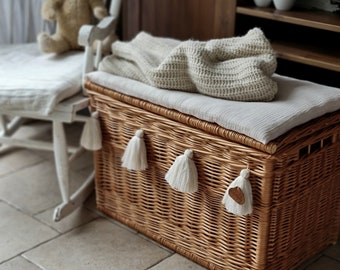 LittleDreamsShopPL wicker chest in natural with fringes