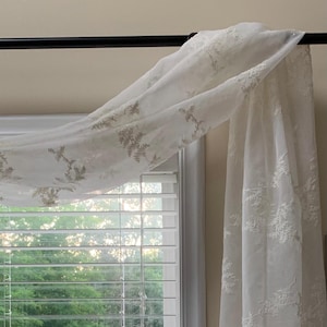 Embossed Floral Scarf Valance Window 6 Yard Scarf Curtain for Living Room