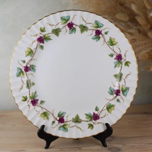 Royal Worcester Bacchanal Large Round Platter | Cake Plate | Decorative Vintage Serving Plate Platter | Elegant Floral Plate