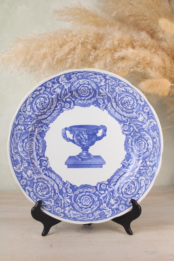 Spode the Blue Room Collection Plate Blue and White Delicate