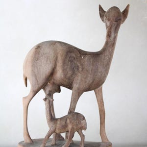Lot De 2 Statuettes Gazelle En Bois à Suspendre - Hauteur 22 Cm - Très Bon état