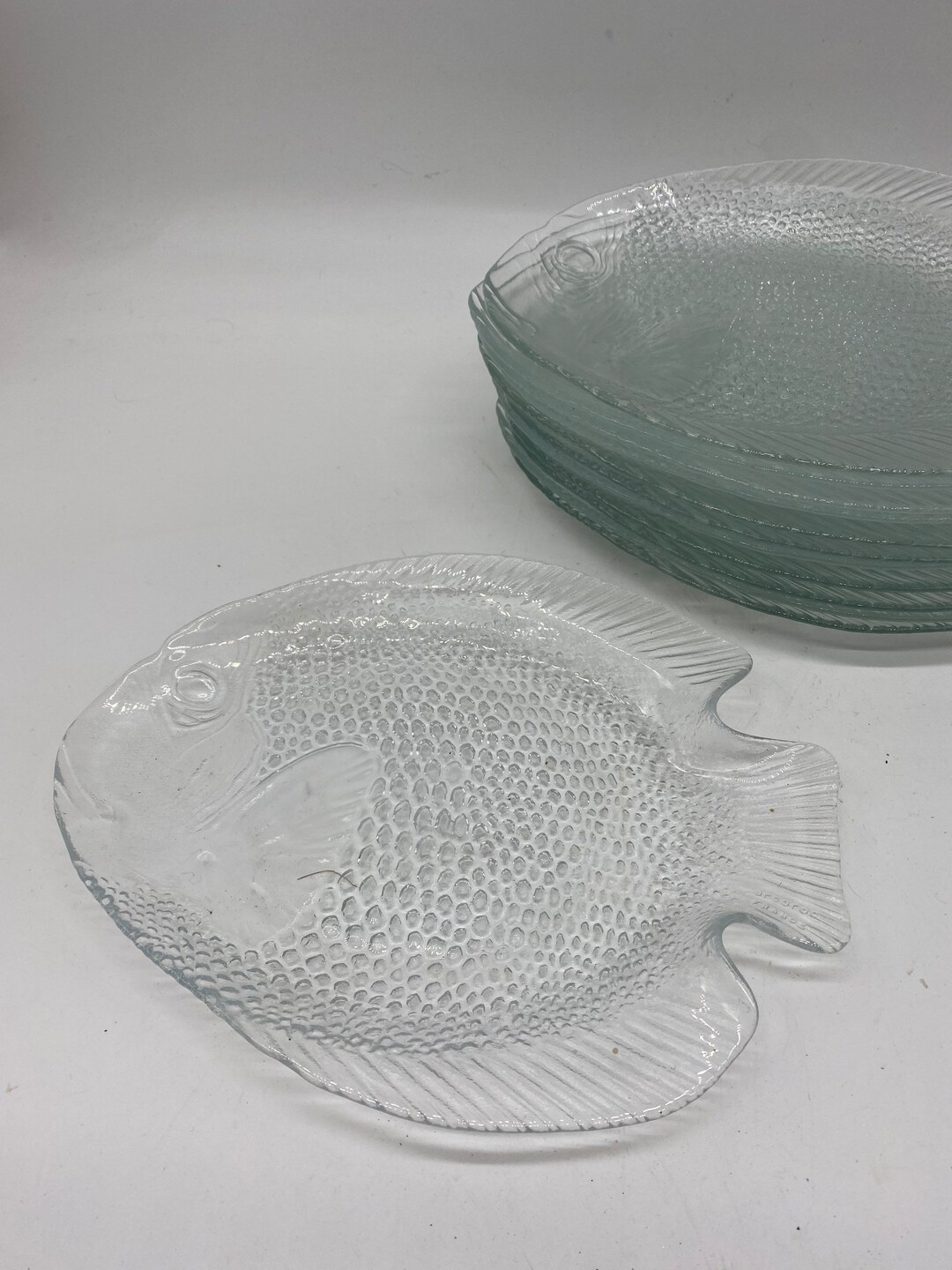 Set of 12 Arcoroc Glass Fish Plates Retro Serving Ware Etsy
