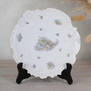 Daisy Pattern Vintage Plate | Floral Collectable Plate | Vintage Serving Plate | Vintage Housewarming Gift | Display Plate