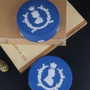 Vintage Wedgwood Jasperware Coronation Pots | Royal Blue Trinket Dishes