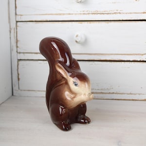 Ceramic Hand Painted Squirrel Figurine | Fall Animal Figure Ornament | Cute Animal Lover Gift | Perfect Vintage Housewarming Gift
