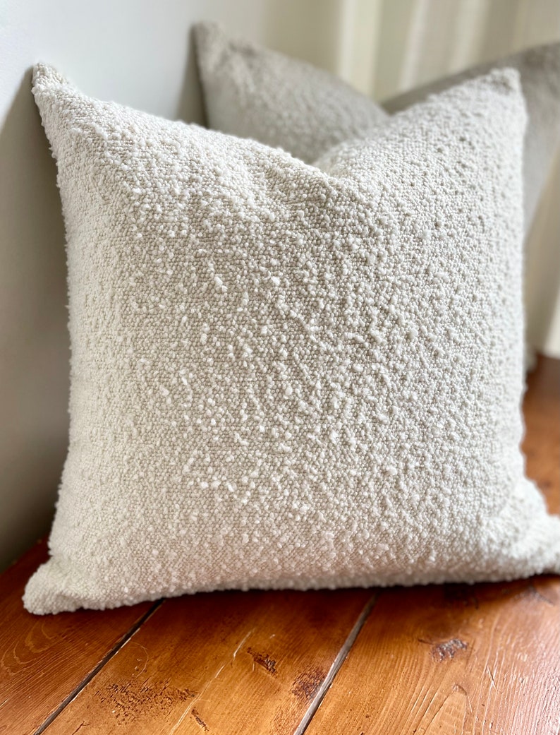 Bouclé Pillow Cover, Ivory White Cushion Cover, Luxury Textured Throw Pillow, Mid-Century Modern, Decorative Accent Pillow afbeelding 6