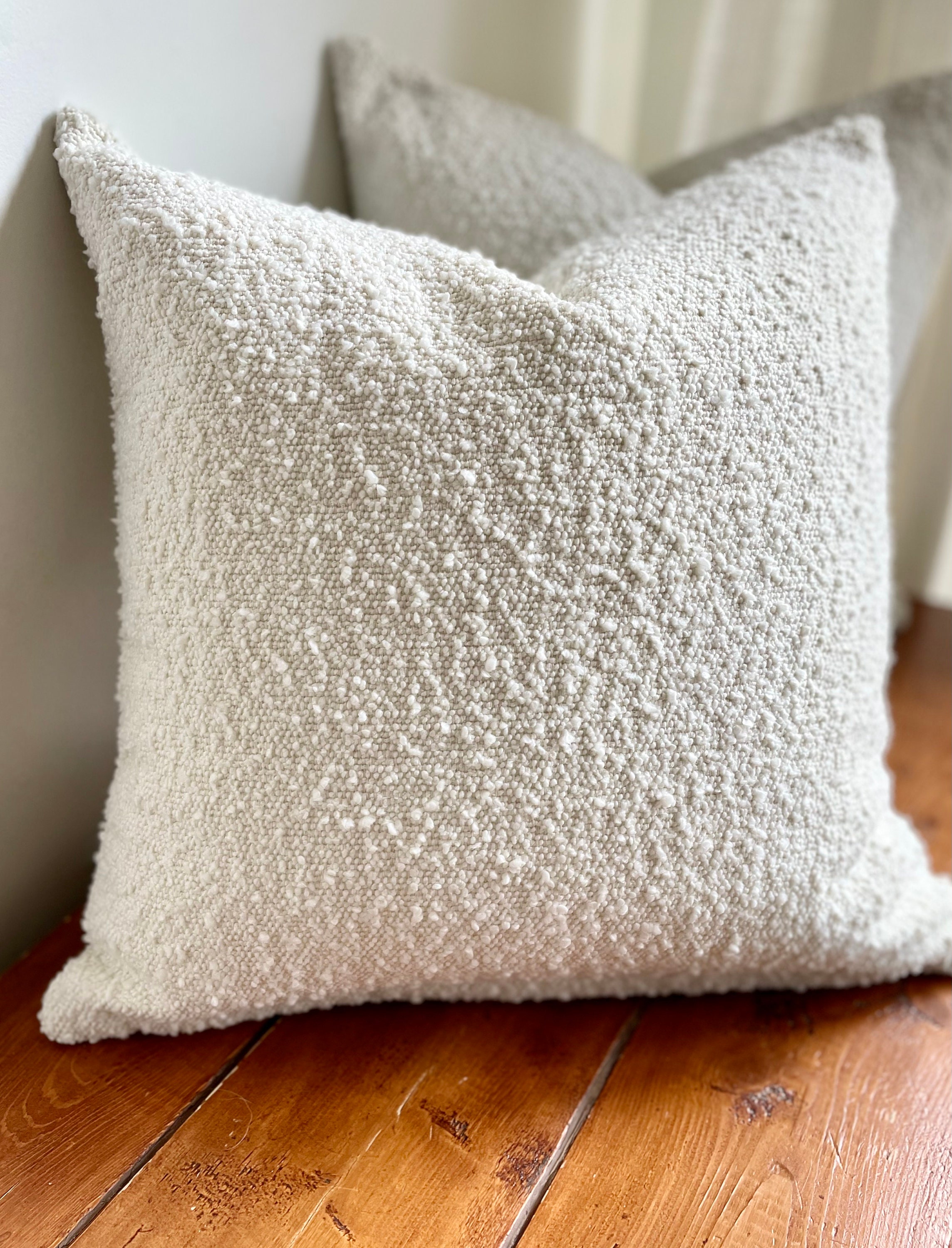 Bouclé Pillow Cover, Ivory White Cushion Cover, Luxury Textured Throw Pillow,  Mid-century Modern, Decorative Accent Pillow 
