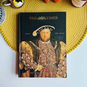 The Times Book, Kings And Queens Of The British Isles, Hardback Book, Monarchy, King Henry VIII, Queen Elizabeth, English British History