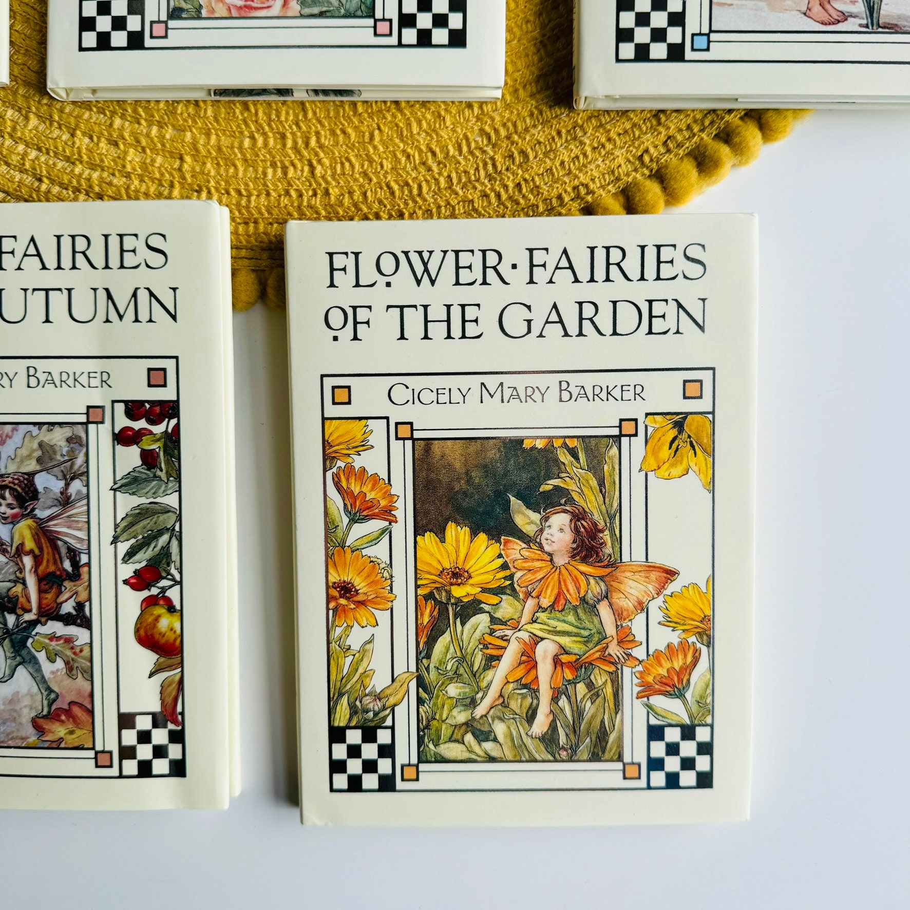 洋書 THE COMPLETE FLOWER-FAIRIES COLLECTION 51Ri77AVXlS._AC_SY200_QL15_.jpg