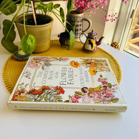The Complete Book of the Flower Fairies Book, Cicely Mary