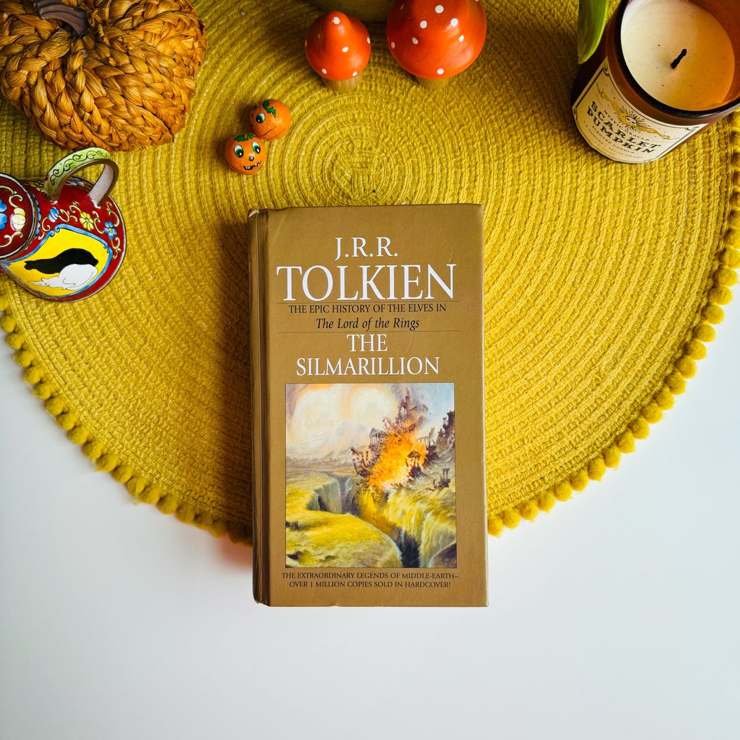 The Silmarillion (Unicorn) By Tolkien, J. R. R. Paperback Book