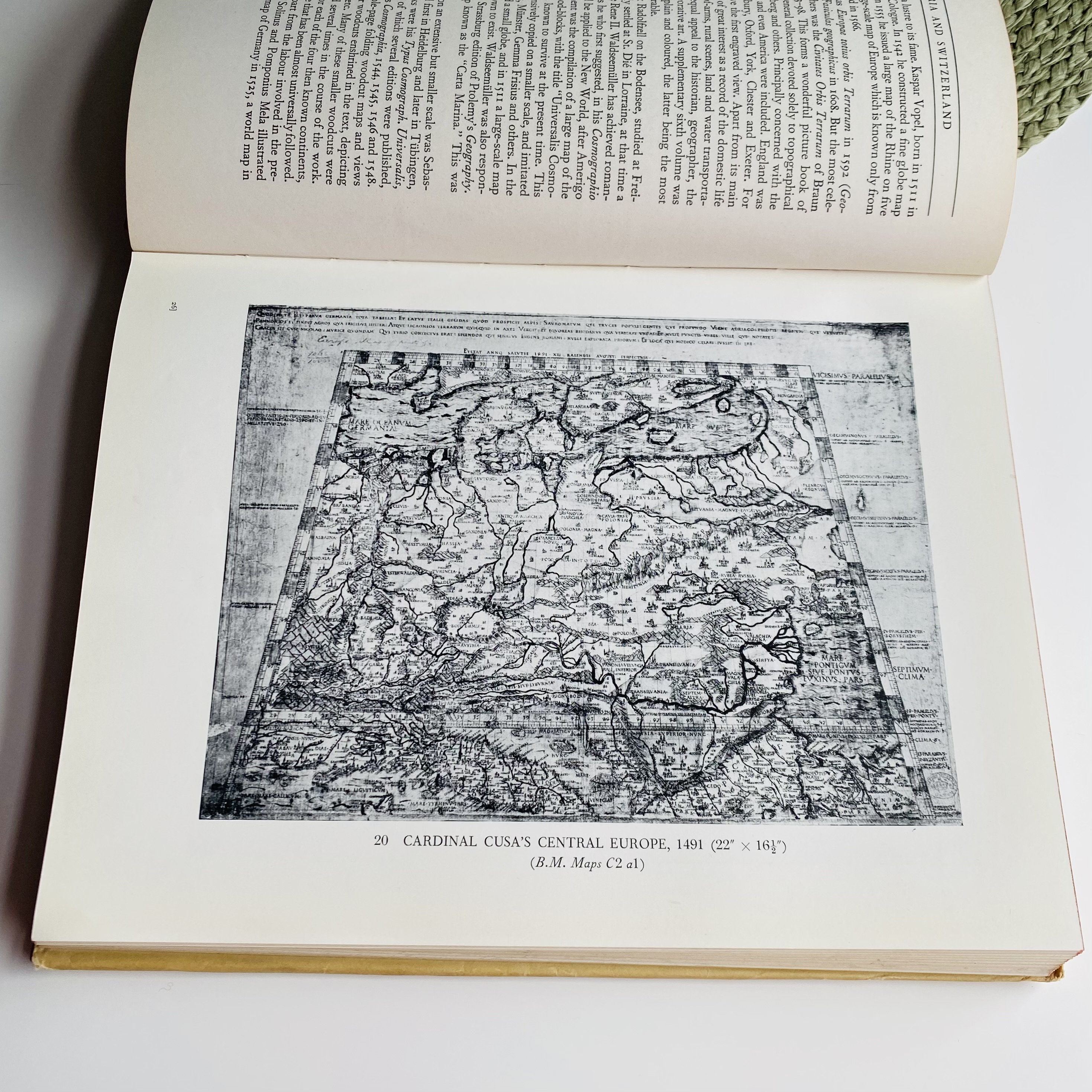 洋書 MAPS AND MAP- MAKERS RV TOOLEY Maps and Map-Makers by R. V. Tooley: (1949) | My Book Heaven