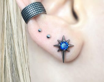 サファイアブルーのスターバーストピアス、ステンレススチールピアス