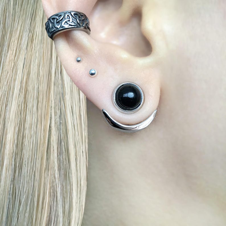 Pendientes con forma de luna, pendientes delanteros y traseros, joyería gótica de acero inoxidable, luna creciente. imagen 4