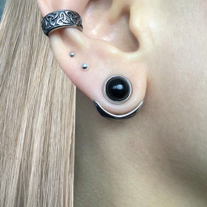 Black circle stud and moon ear jacket