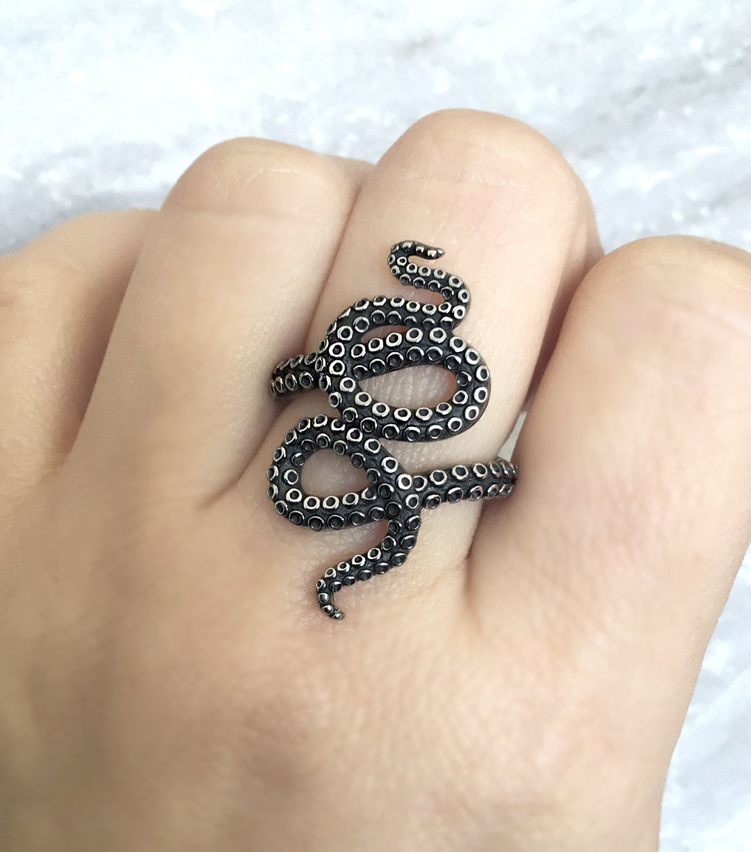 Octopus ring, Octopus tentacle ring, Gothic ring, Oxidized ring, octopus tentacle jewelry, octopus jewelry, unisex ring