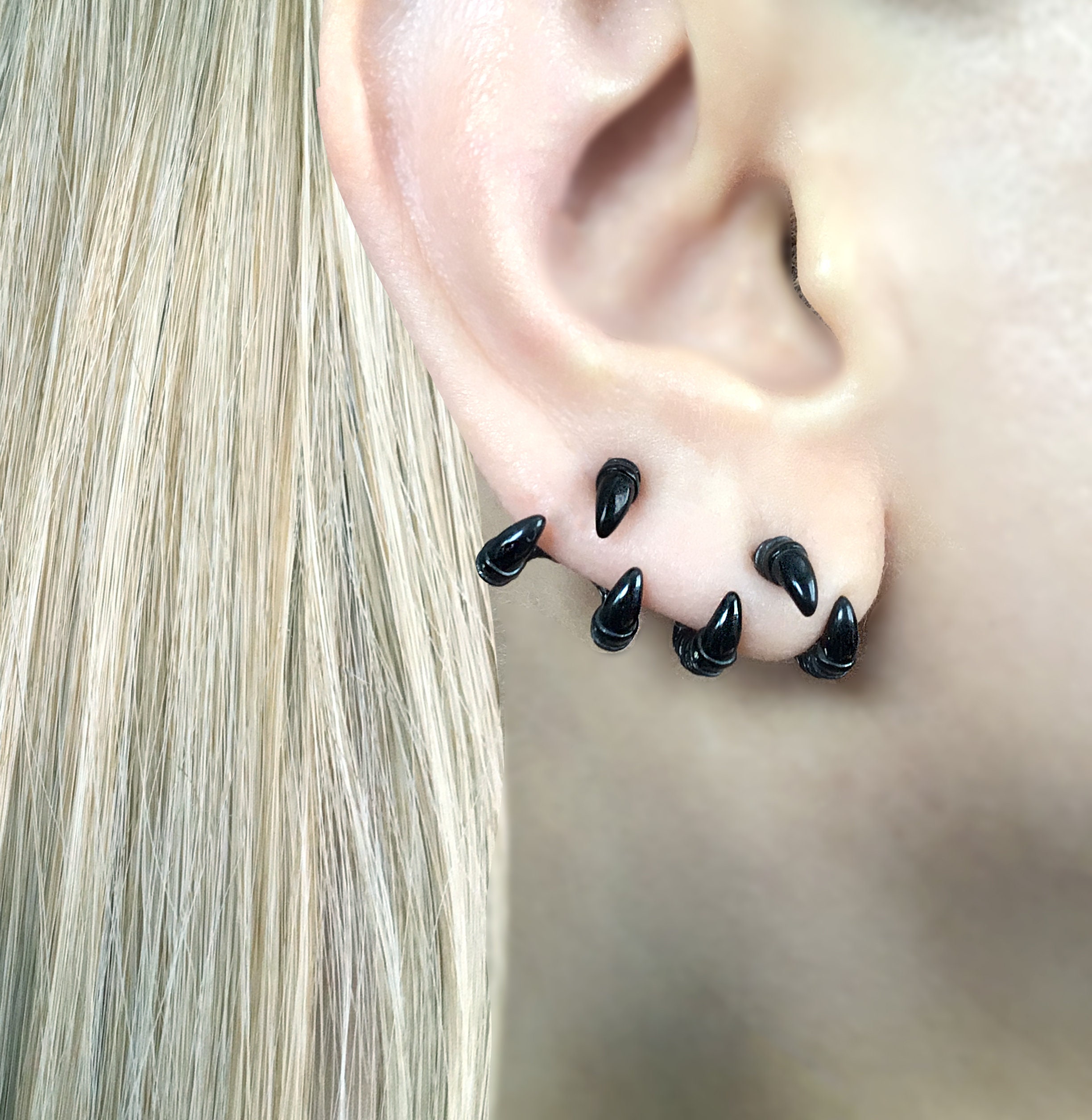 Dragon Claw Front and back earrings, claw earrings, Ear jacket earrings, Gothic earrings, edgy earring, dragon earrings, dragon claw studs