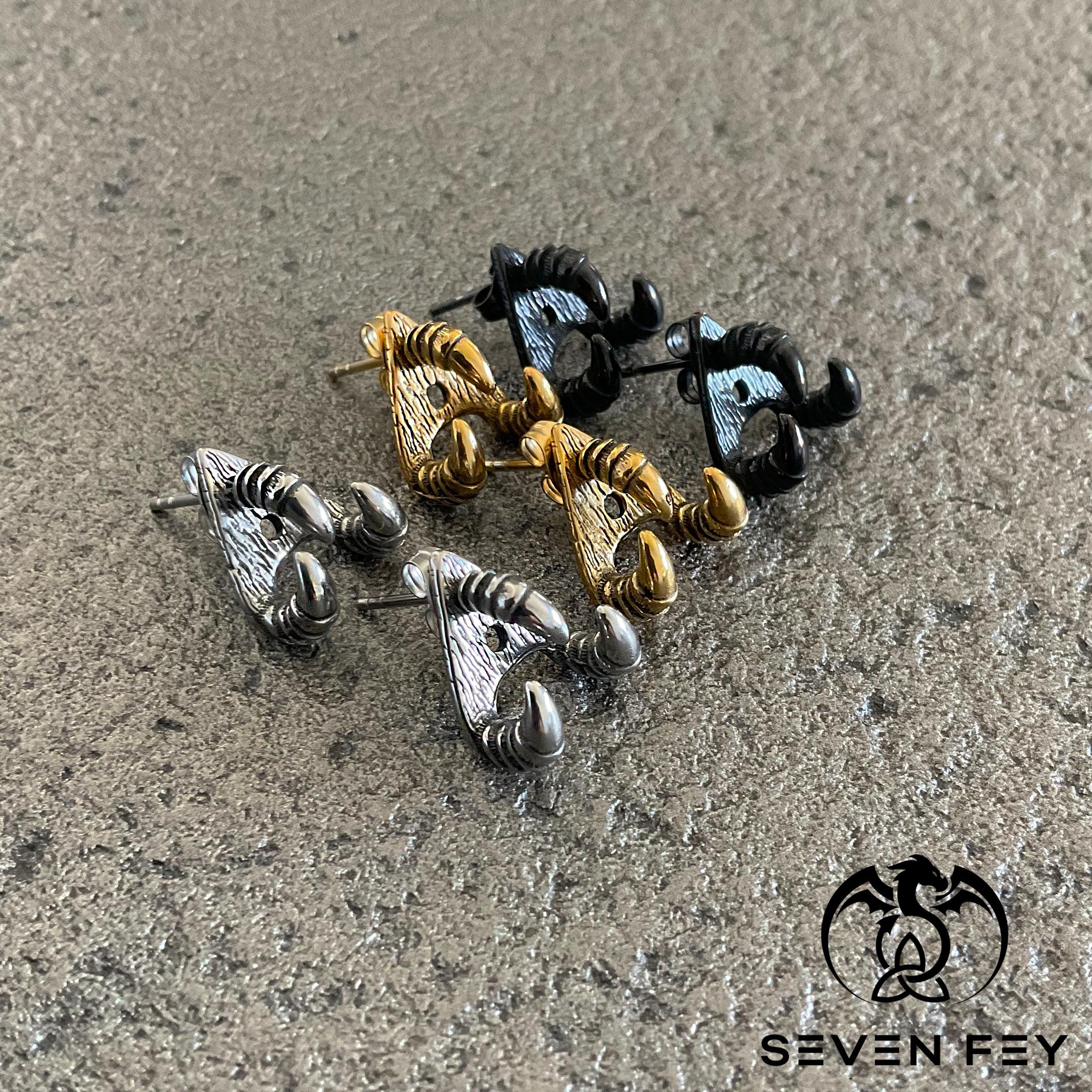 Dragon Claw Front and back earrings, claw earrings, Ear jacket earrings, Gothic earrings, edgy earring, dragon earrings, dragon claw studs