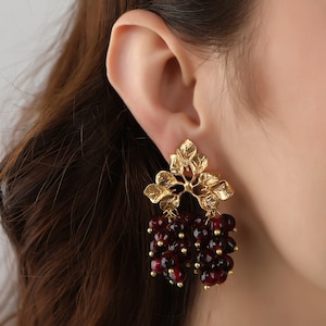 Oorbellen granaat, vintage oorbellen, granaatsteen, bladoorbellen, handgemaakte oorbellen, oorbellen, unieke oorbellen, valentijnsoorbellen, cadeau voor haar