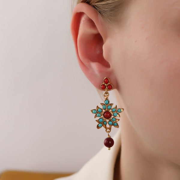 Boucles d'oreilles ottomanes faites à la main, modèle d'art, bijoux turcs. Boucles d'oreilles faites à la main, modèle ottoman, cadeau de Noël, boucles d'oreilles épaisses, boucles d'oreilles délicates, cadeau