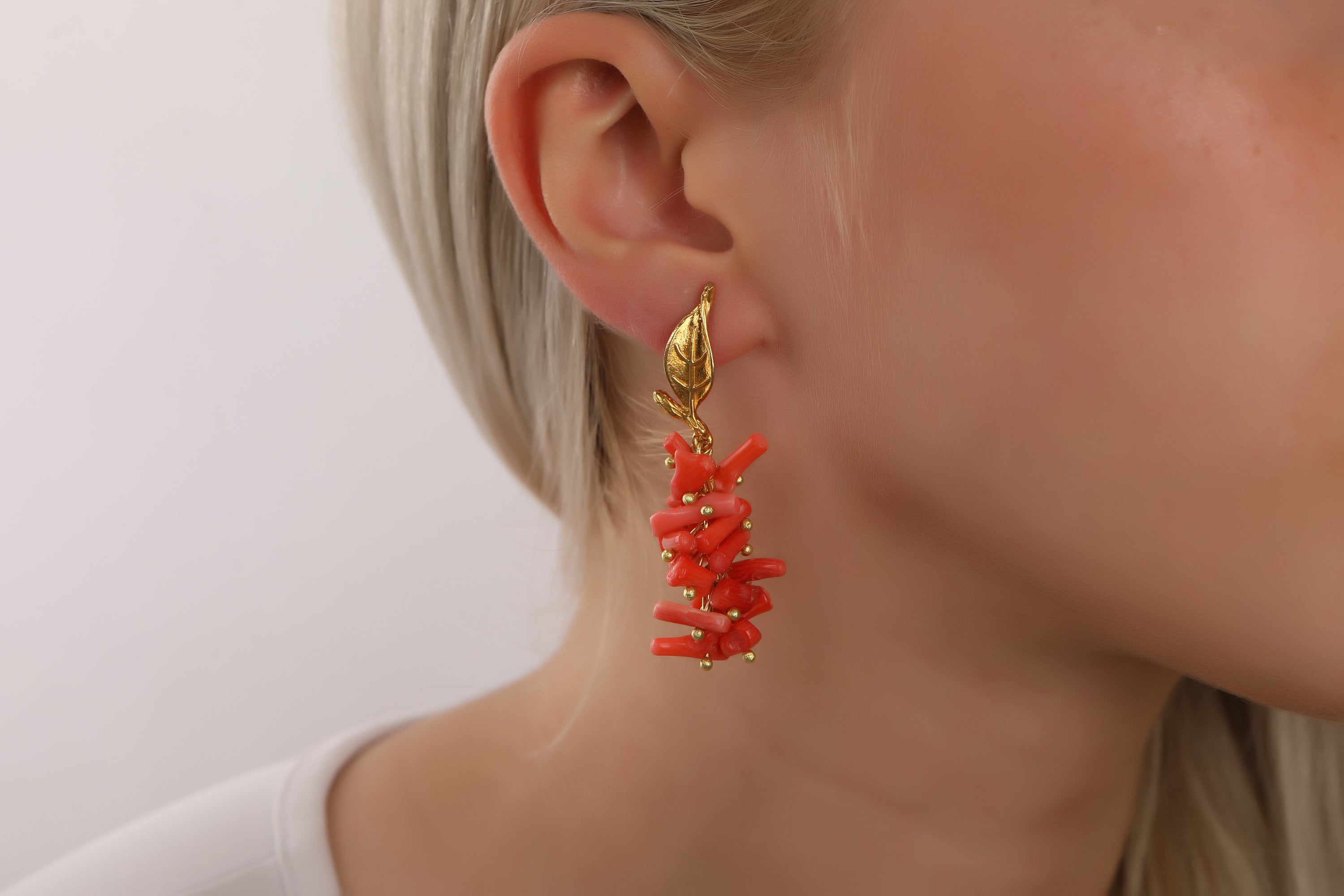 Boucles D'oreilles Vintage Italie En Corail Naturel 100% Fait Main - Laiton Sans Nickel - Environ 9 Carats