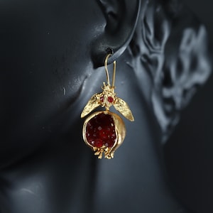 Pomegranate Design Earrigns,Handmade Jewelry,Christmas Gift,turkish jewelry,Garnet stone ,Pomegranete,Unique design ,Vintage Earrings