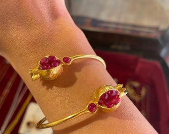 Pomegranete braclet ,Pomegranete Jewelry .braclet ,Pomegranete,Handmade braclet ,adjustable braclet .gold plated braclet ,garnet braclet