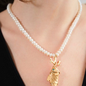 Fish Design Necklace,Pearl Necklace,Fish,Gold Fish Necklace,Sardine Necklace,Gold Fish Pendant,Sea Lover Necklace,Fish Lover Gift,fish Gift