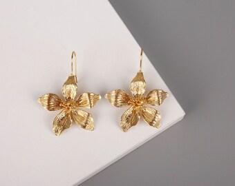 Flower earrings ,ottoman Earrigns,Gold Plated earrigs ,brass Earrigns,Earrigns,Turkish earrigs ,Handmade Jewelry earrigs,gift for her.