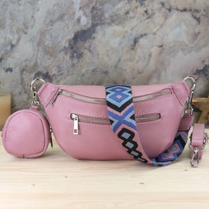Gürteltasche Damen, Bauchtasche Leder Damen stylisch, Umhängetasche mit breitem Gurt, Geschenke für Frauen, crossbody Tasche Muster