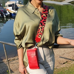 Cell Phone Case Wallet,  Womens Leather Crossbody Phone Case with Purse, Handbag and Wallet with Card Slots with Leather & Patterned Belt