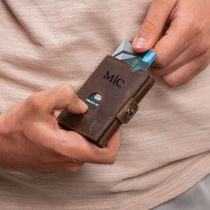 Leder Geldbörse Herren mit Personalisierung, Herren Kartenetui mit Initialen Gravur, Portemonnaie mit RFID, Weihnachtsgeschenk, Kartenfach