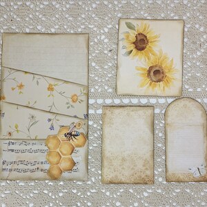 Junk Journal Kit, BEES & BUTTERFLIES Folio Kit, Printable Junk ...