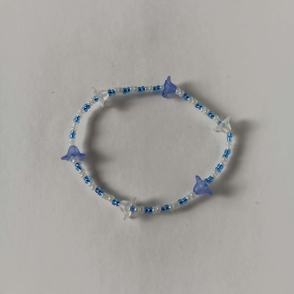 bellflower blues bracelet
