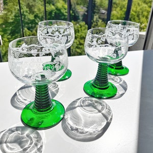 Beautiful Set of 4 Roemer Big Wine Glasses / Green stem / Arcoroc France