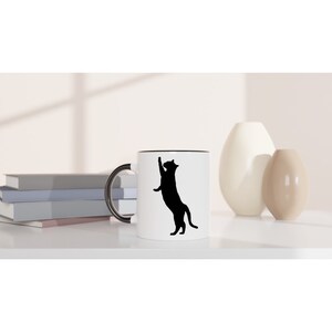 Taza de gato negro: adorable taza de café de 325 ml con inspiración felina, ideal como regalo para amantes de los gatos, brujas y mamás de gatos. imagen 5