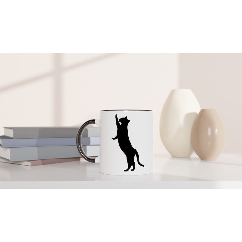 Taza de gato negro: adorable taza de café de 325 ml con inspiración felina, ideal como regalo para amantes de los gatos, brujas y mamás de gatos. imagen 5