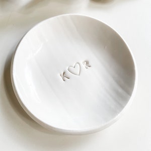 Porte-objets / Cadeau personnalisé / Cadeau de fiançailles / Bol à bijoux / Cadeau pour femme / Porte-bagues / Cadeau d'anniversaire / Souvenir