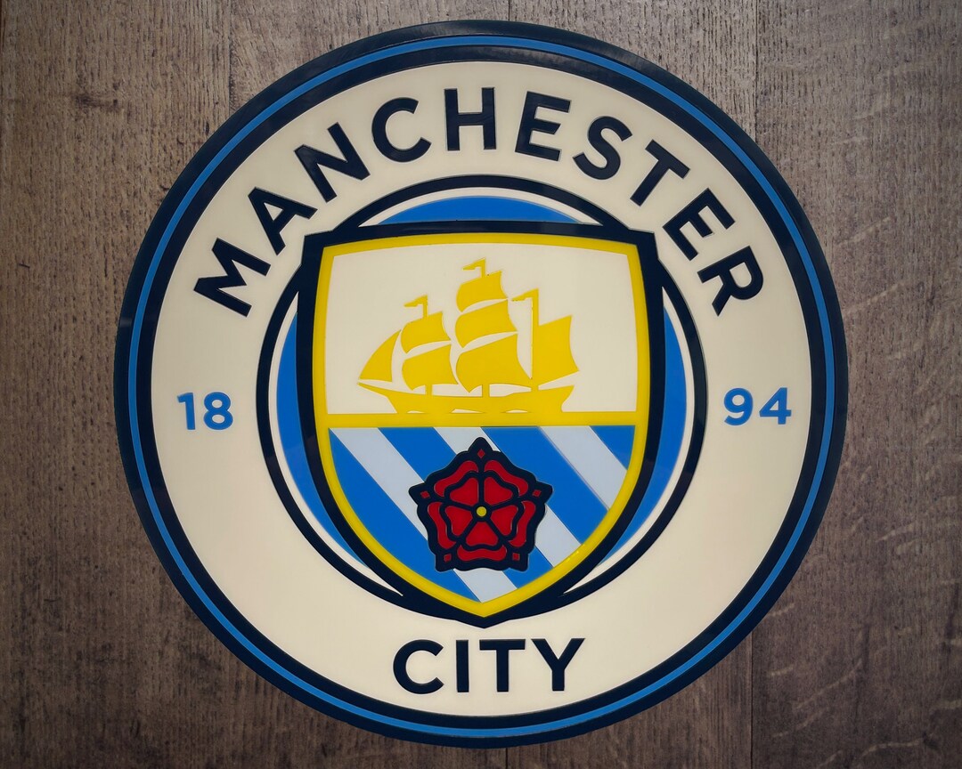 Manchester City FC Official Wordmark Football Bar Set (Pint