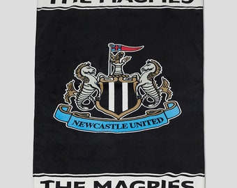 Newcastle United FC Crest Beach Towel - Official Football Gift, NUFC, The Magpies, Birthday, XMas, Velour Towel