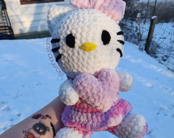 Valentine's Crochet Kitty