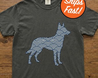 T-shirt belge malinois, t-shirt pour chien silhouette Seigaiha, cadeau pour amoureux des animaux de compagnie, haut graphique pour maman aux couleurs confort, design canin unique