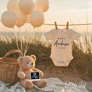 Strand zwangerschap aankondiging digitale neutrale baby onthullen picknick teddybeer witte ballonnen bewerkbare sjabloon lente zwangerschap sociale media